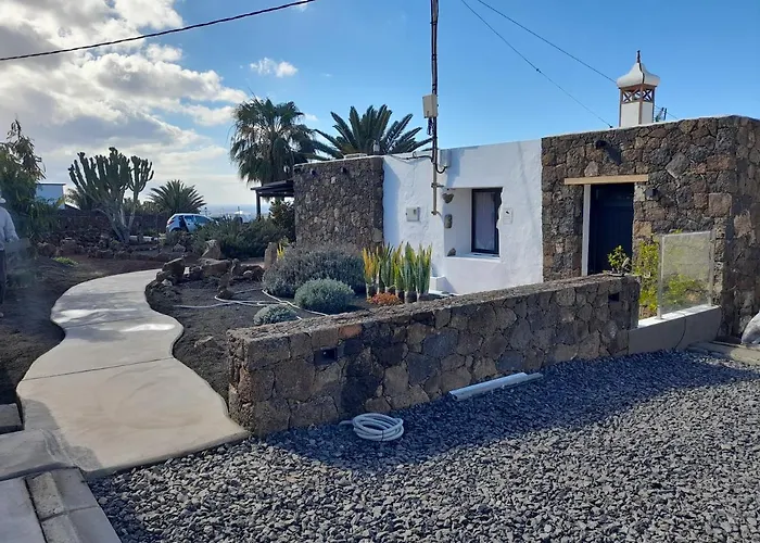Apartamento Con Terraza Y Jardin Las Brenas photo