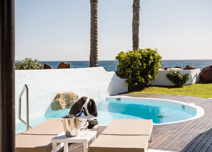 Kamezi Boutique Villas Yaiza  photo