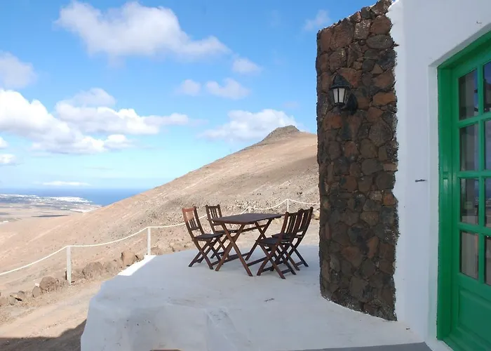 Villa El Perinque Femes photo